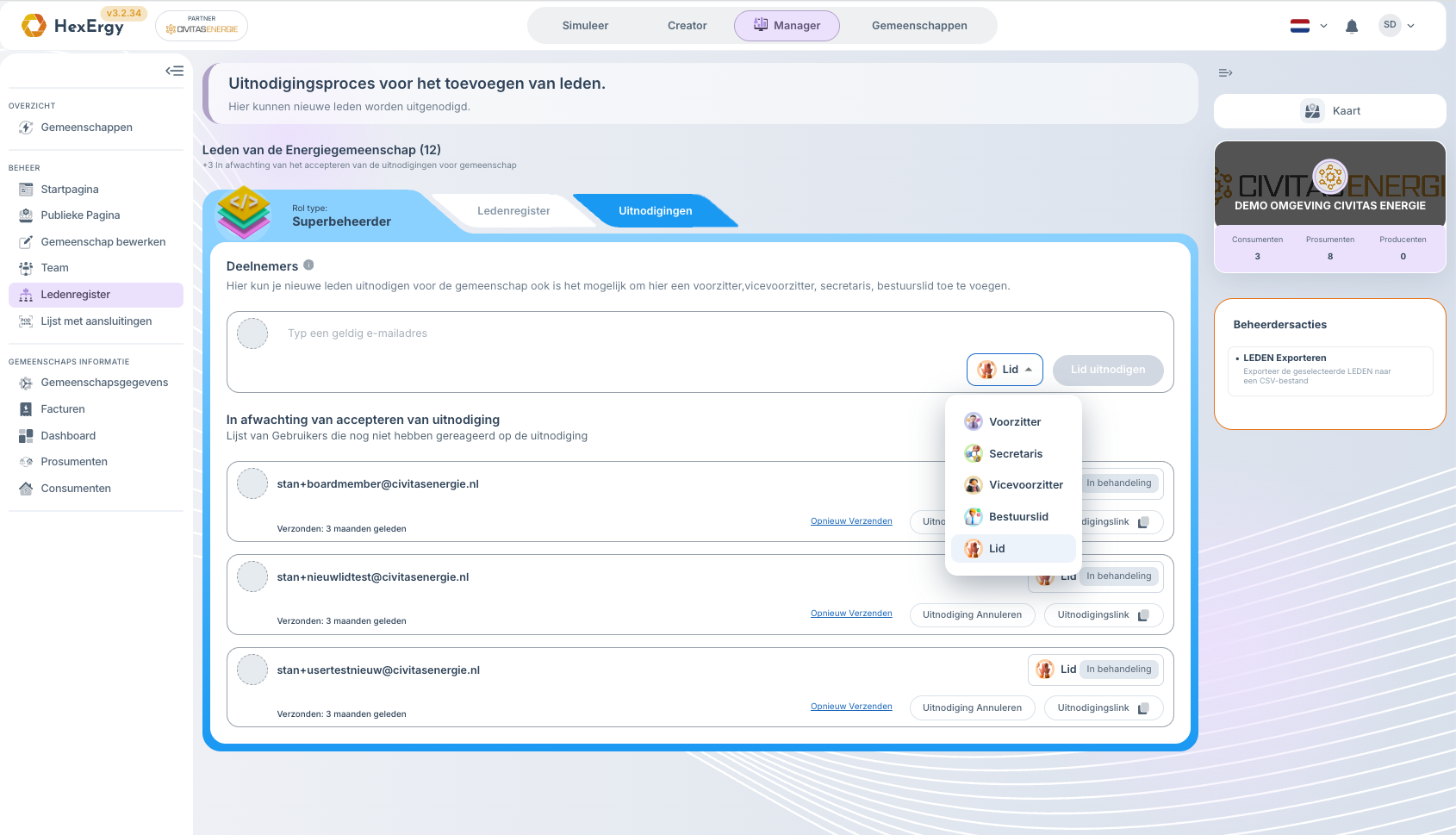 Uitnodigingspagina met e-mailinvoer en roldropdown